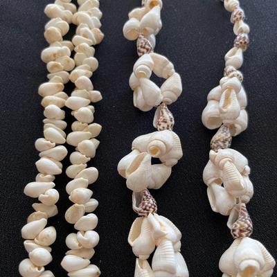 SHELL NECKLACES WITH EARRINGS