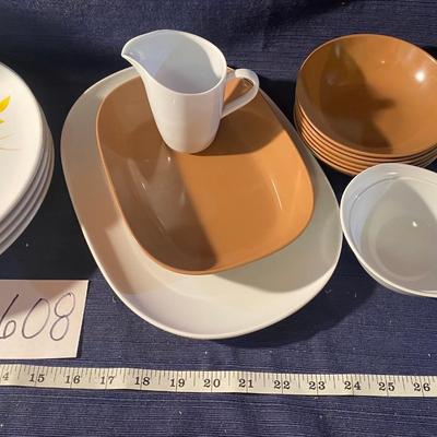 Vintage Melmac Dishes