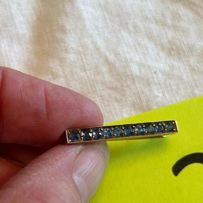14K yellow gold bar pin Topaz