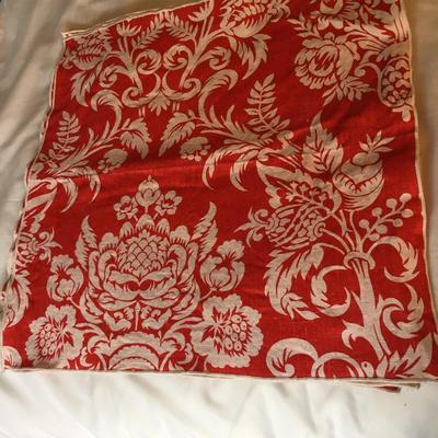 12 linen sqaure napkins red floral design