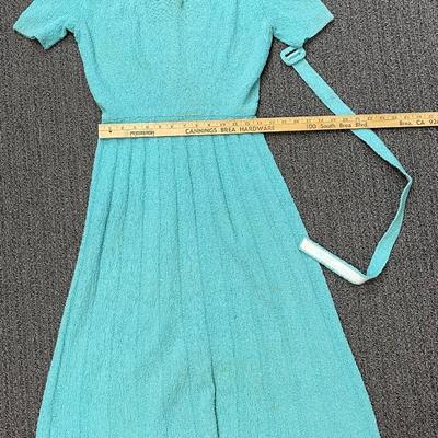 Vintage 50's Seafoam Teal Green Textured Stretchy Knit Short Sleeve V Neck