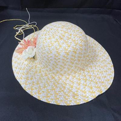 Yellow & White Straw Sun Hat with Faux Peachy Pink Flower