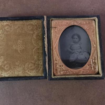 ANTIQUE TIN TYPES