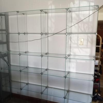 CUBE GLASS SHELVING