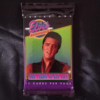 ELVIS COLLECTOR PLATE-TRADING CARDS-COASTERS AND MORE
