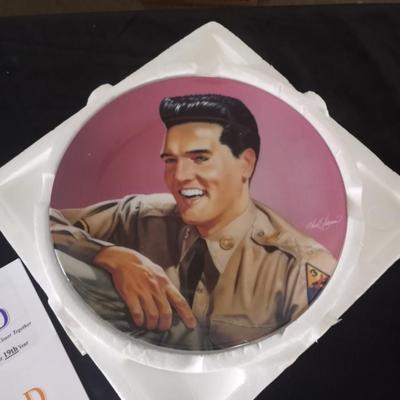 ELVIS COLLECTOR PLATE-TRADING CARDS-COASTERS AND MORE