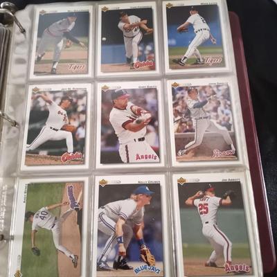 BASEBALL COLLECTORS TRADING CARDS BOOK AND CARDS