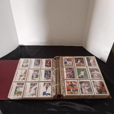 BASEBALL COLLECTORS TRADING CARDS BOOK AND CARDS