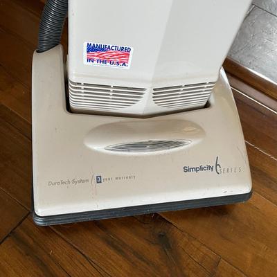 Simplicity Vacuum Cleaner