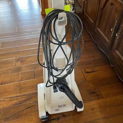 Simplicity Vacuum Cleaner