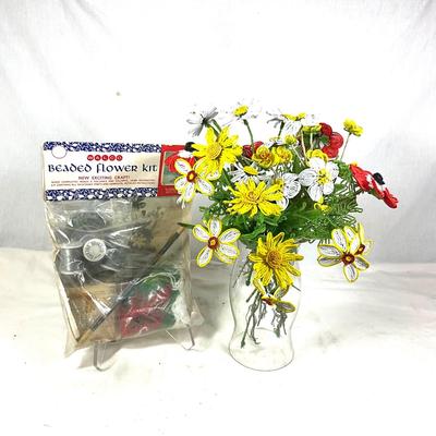 1474 Vintage Handmade Beaded Flowers with Kit