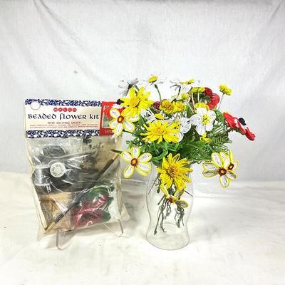 1474 Vintage Handmade Beaded Flowers with Kit