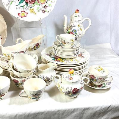 1475 Set of Copeland Spode Gainesborough China Set