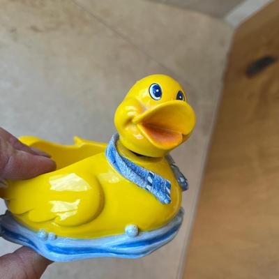 Vick's Humidifier & Ducky soap holder