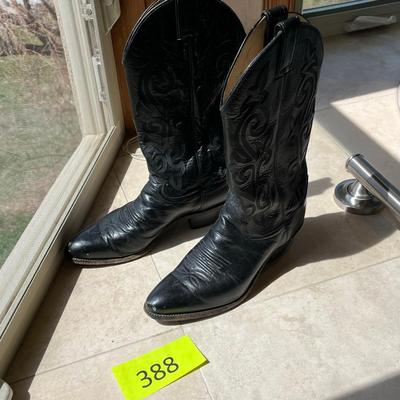 Ladies Cowboy Boots Justin