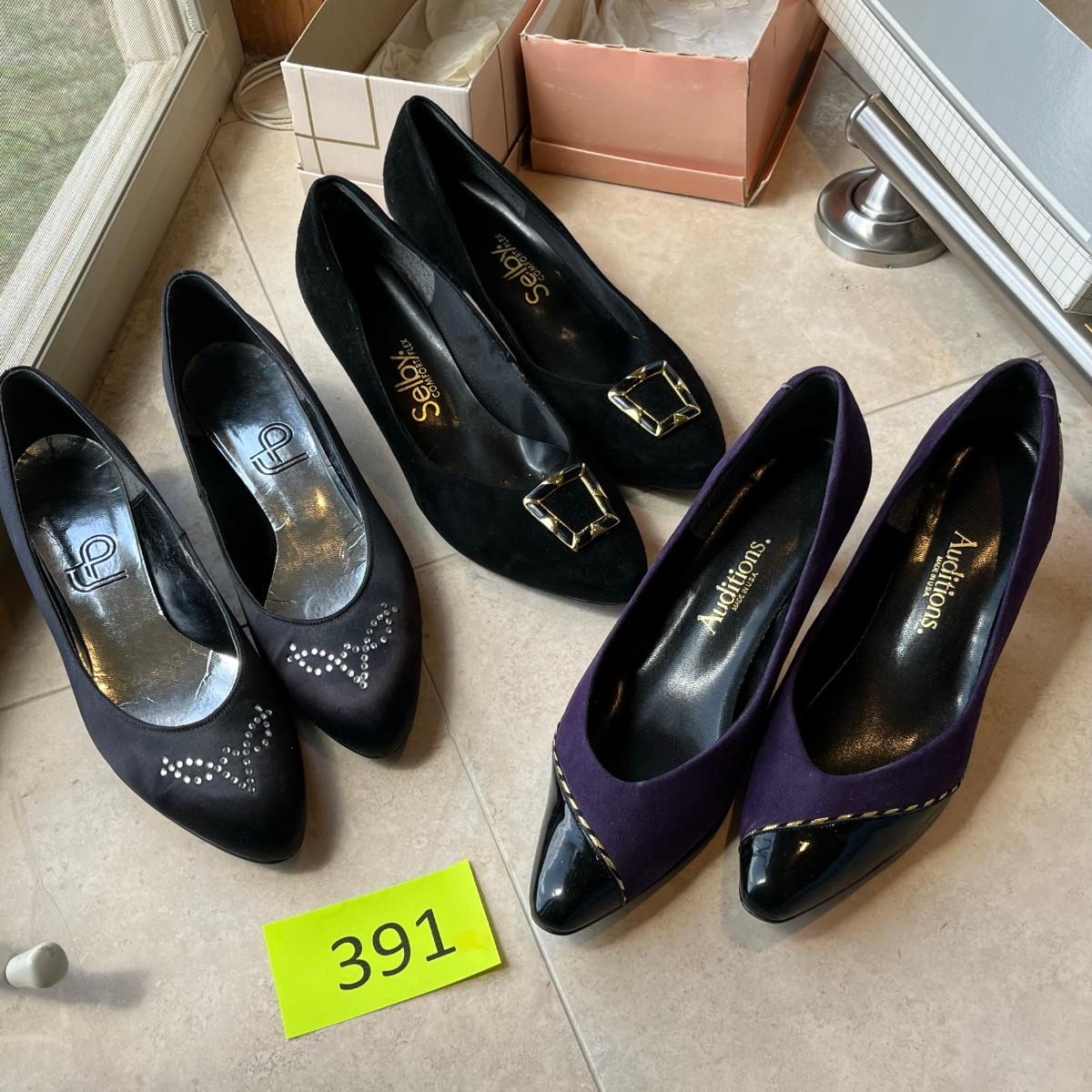 3 Pair of dress shoes | EstateSales.org