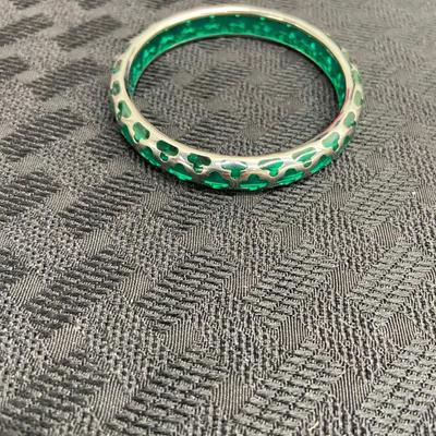 Green fashion bracelet