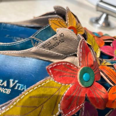 Laura Vita Sandals