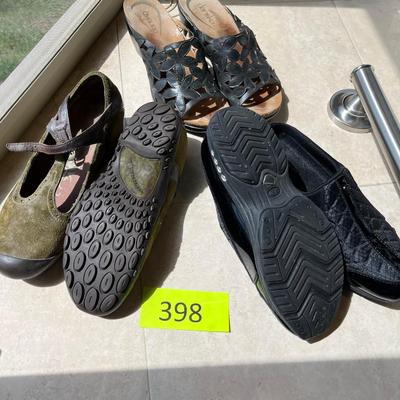 Lot of 3 pair of shoes