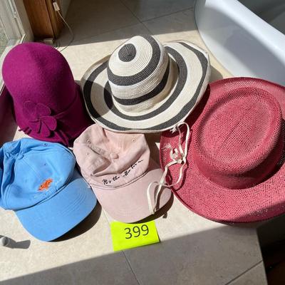 Lot of Ladies Hats