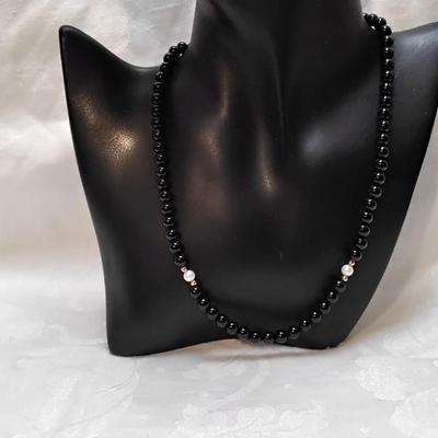 IPS 18" Onyx And Pearl Necklace 14K Beads And Clasp