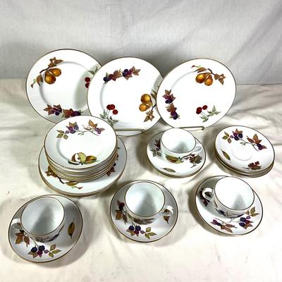 1489 Set of Royal Worcester Evesham China