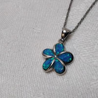 Blue Fire Opal Flower 925 16" Necklace