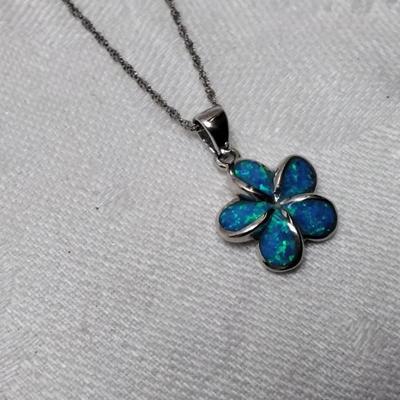 Blue Fire Opal Flower 925 16" Necklace