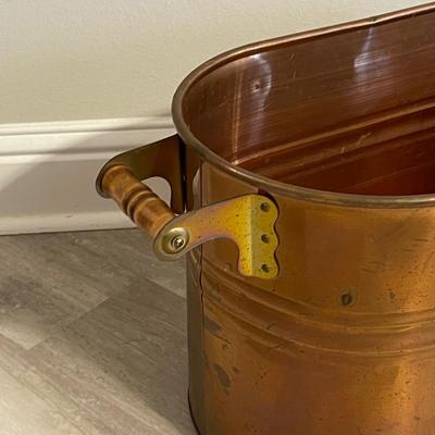 PLOW & HEARTH ~ Wooden Handled Copper Tub