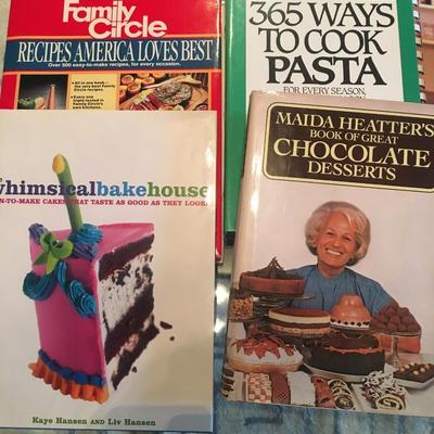 Vintage cookbook collection including Family CIrcle