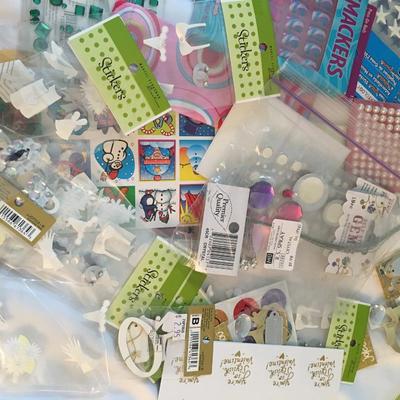 Stickermania, Tons of Stickers for Collage or Play