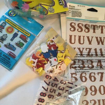 Stickermania, Tons of Stickers for Collage or Play