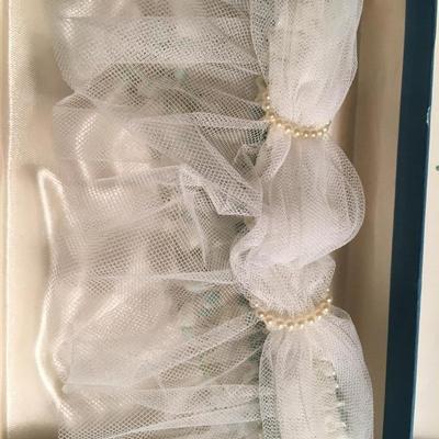 VIntage Ann Seton wedding garter Something Old Something Blue