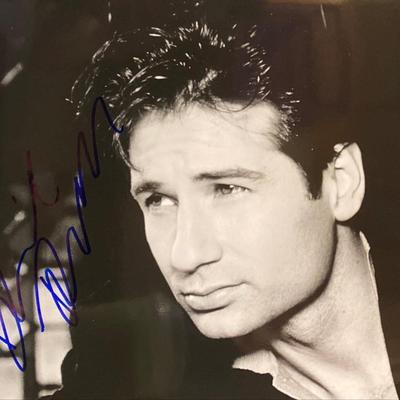 Faye Grant signed photo