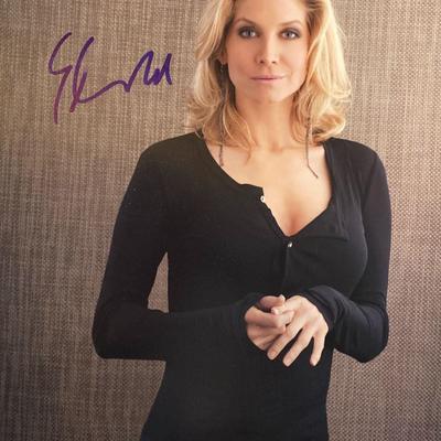 Elizabeth Mitchell signed photo