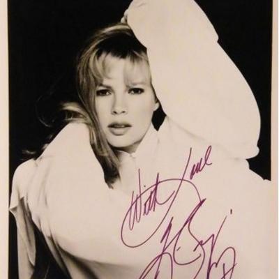 Kim Basinger signed promo photo 