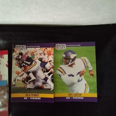 TWO BOXES OF '90 PRO FOOTBALL TRADING CARDS