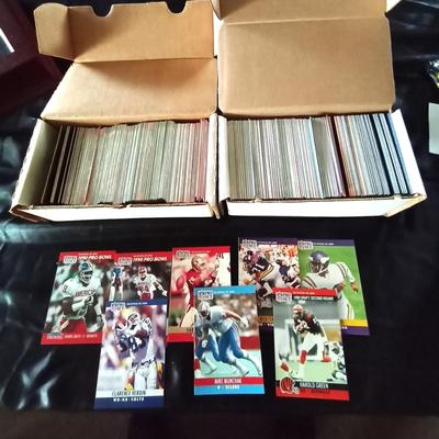 TWO BOXES OF '90 PRO FOOTBALL TRADING CARDS