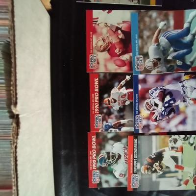 TWO BOXES OF '90 PRO FOOTBALL TRADING CARDS
