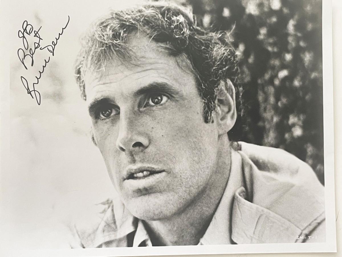 Bruce Dern signed photo | EstateSales.org