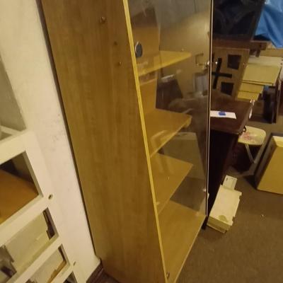 WOODEN DISPLAY CABINET WITH LOCKING GLASS FRONT & KEY