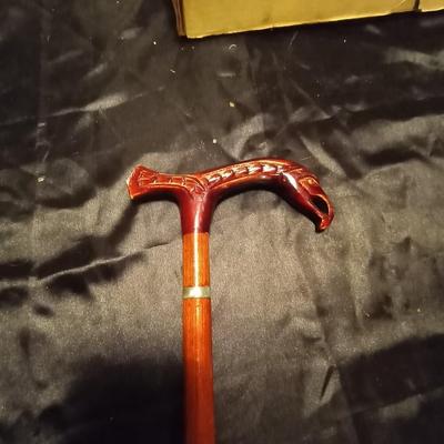 CARVED WOODEN WALKING CANE