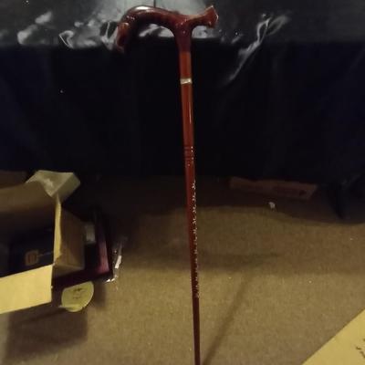 CARVED WOODEN WALKING CANE