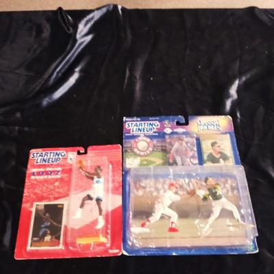 NEW IN PACKAGE STARTING LINEUP FIGURES