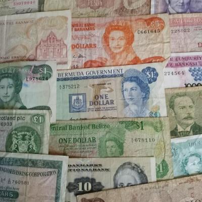 FOREIGN PAPER CURRENCY