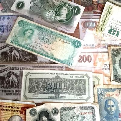FOREIGN PAPER CURRENCY