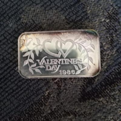 TWO ,999 FINE SILVER 1 TROY OUNCE EACH