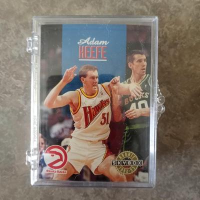 BASKETBALL TRADING CARDS