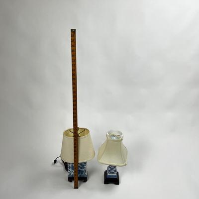 1512 Pair of Small Blue/White Oriental Style Lamps