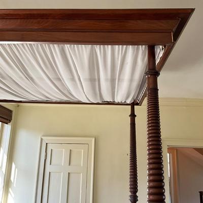1519 Custom Antique Mahogany Canopy Bed